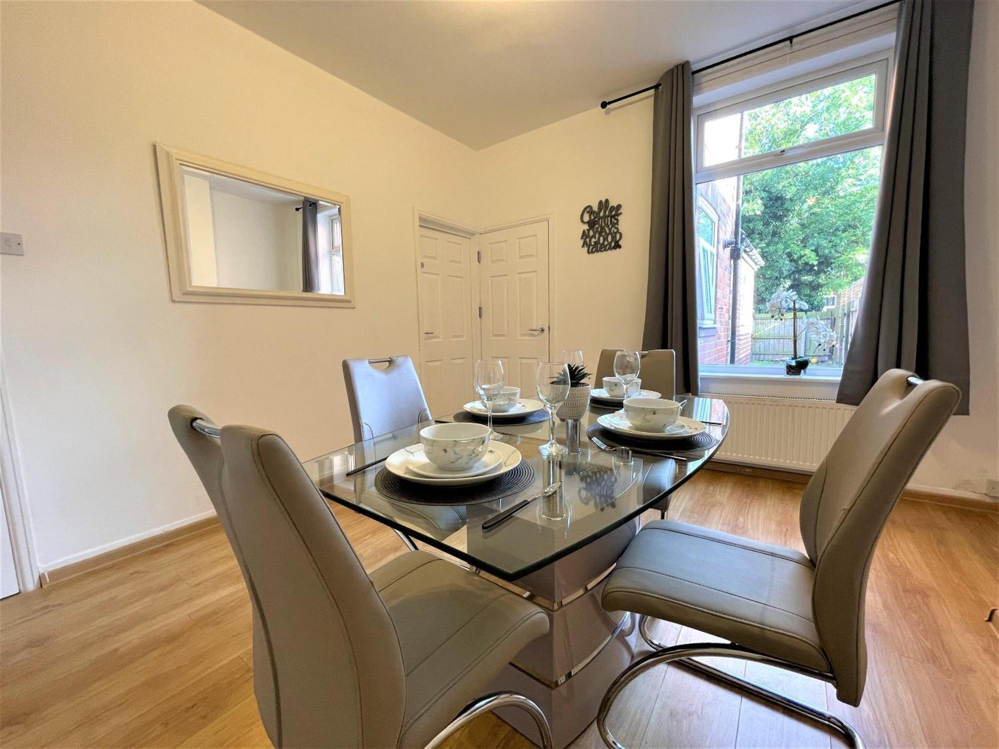 Robinhuts - 3 Bed Accommodation -Perfect For Contractors, Families & Students Kingston upon Hull Eksteriør billede