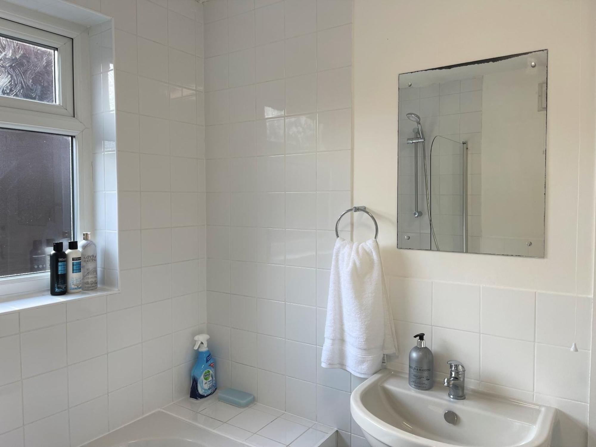 Robinhuts - 3 Bed Accommodation -Perfect For Contractors, Families & Students Kingston upon Hull Eksteriør billede